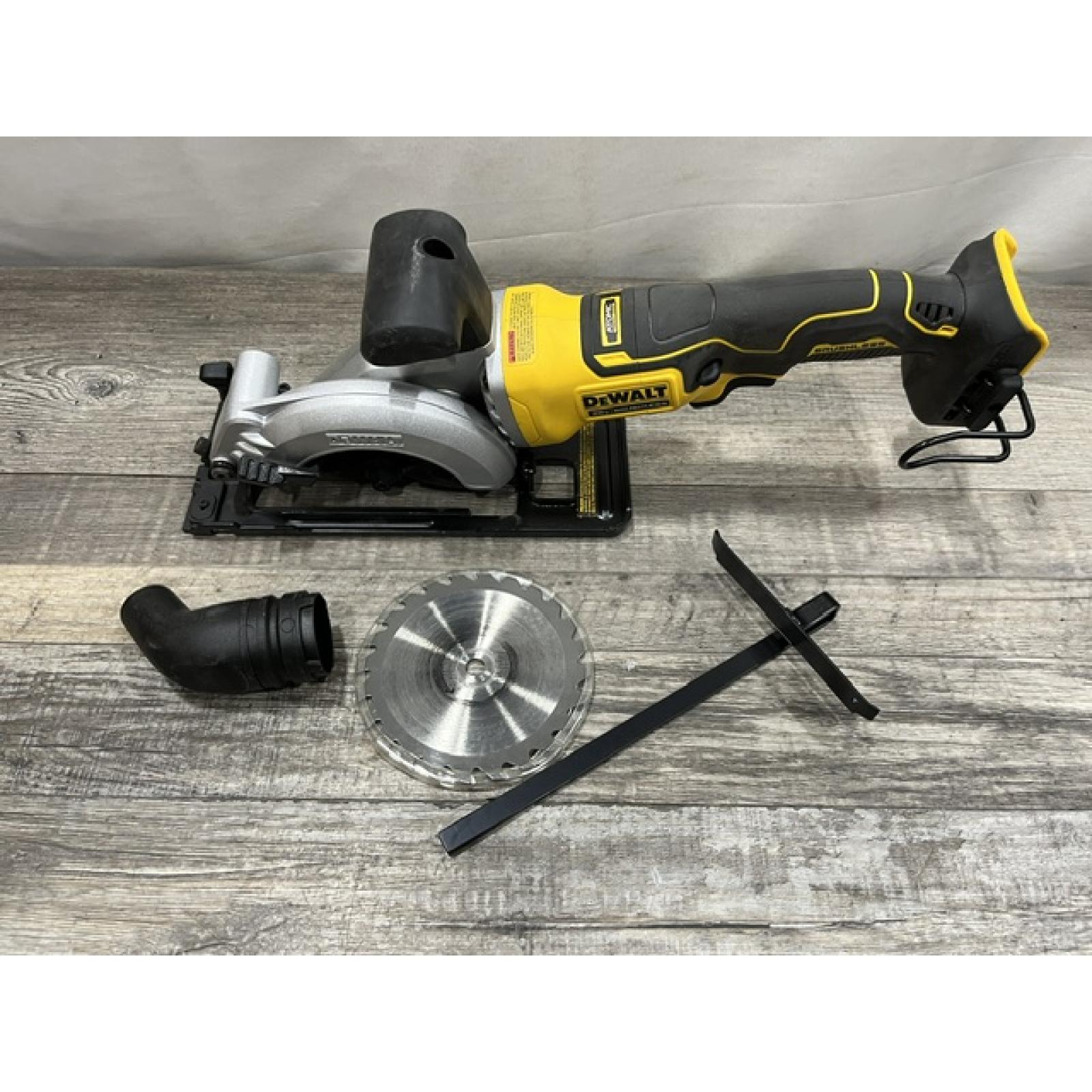 AS-IS DEWALT ATOMIC 20V MAX Cordless Brushless 4-1/2 in. Circular Saw (Tool Only)