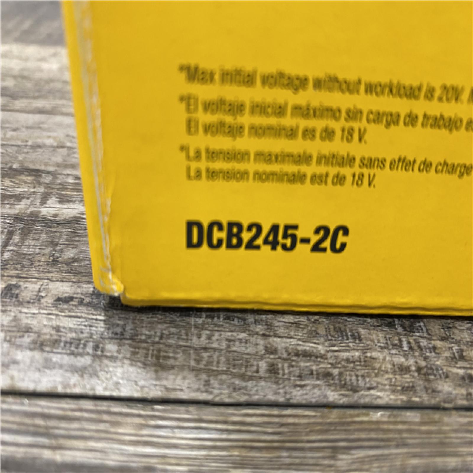 NEW - DEWALT 20V MAX Lithium-Ion Starter Kit