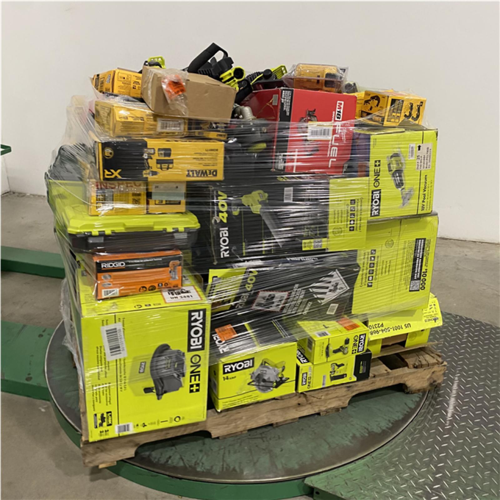 Dallas Location - As-Is Tool Pallet