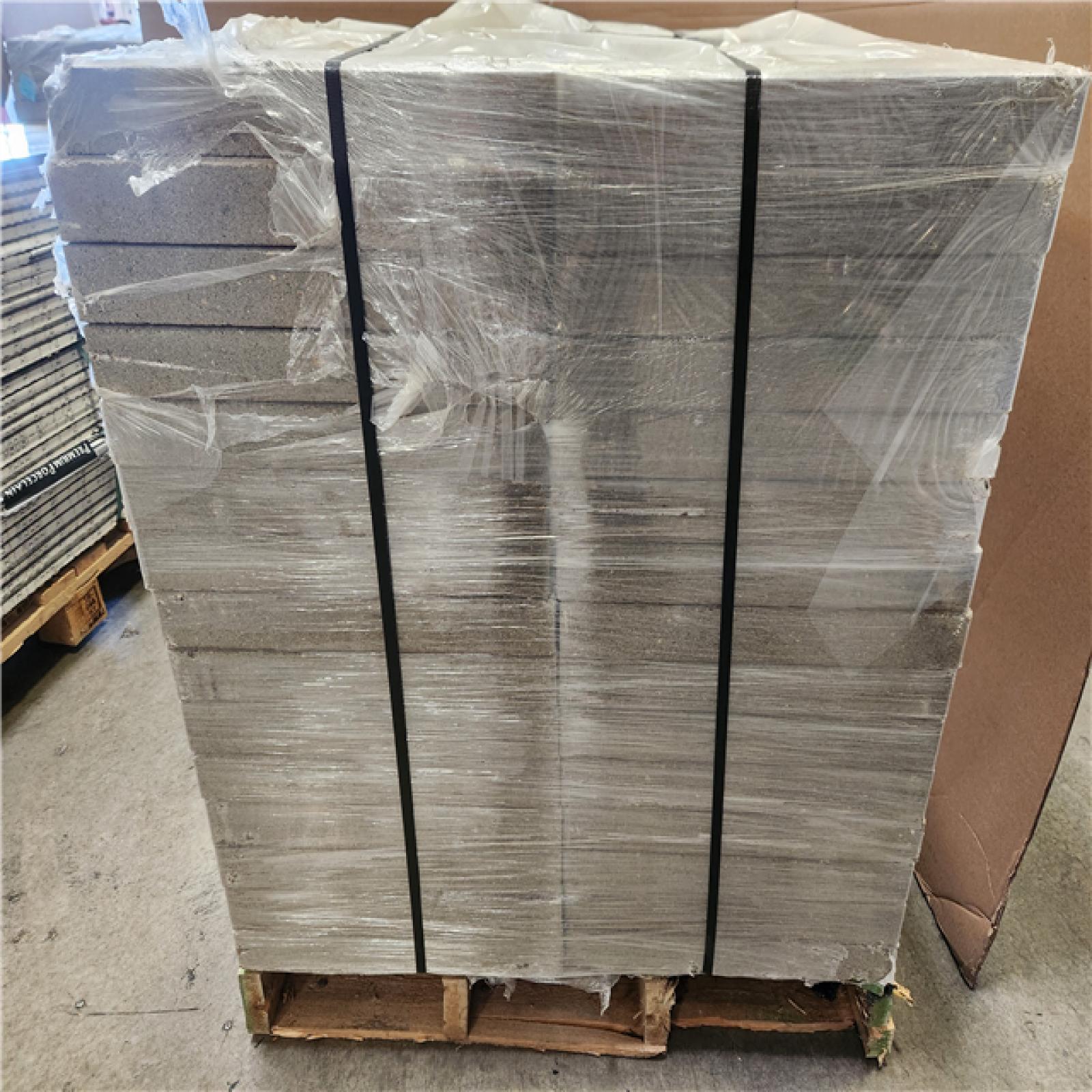 Phoenix NEW Pavestone 16 in. x 16 in. x 1.75 in. Yukon Square Concrete Step Stone Pallet (90-Pieces)