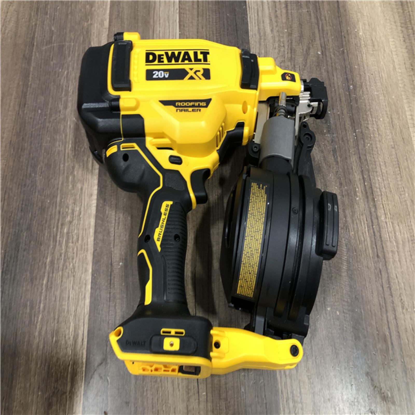 AS-IS DEWALT 20V MAX Lithium-Ion 15-Degree Electric Cordless Roofing Nailer Kit