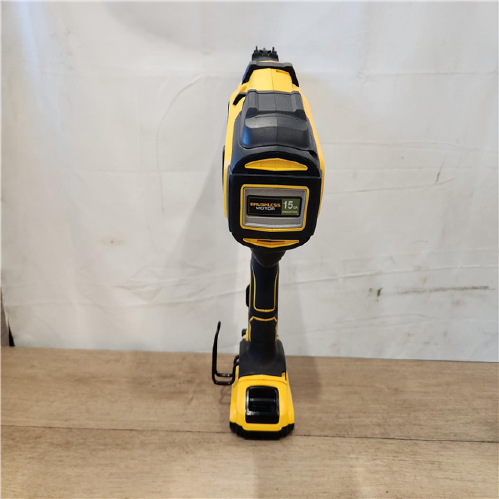 AS-IS- DEWALT 20V MAX XR 15 Ga. Cordless 34 Deg Nailer 20 V
