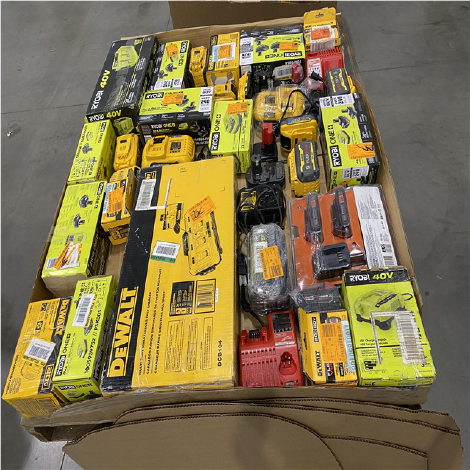 DALLAS LOCATION - AS-IS BATTERY AND CHARGERS PALLET