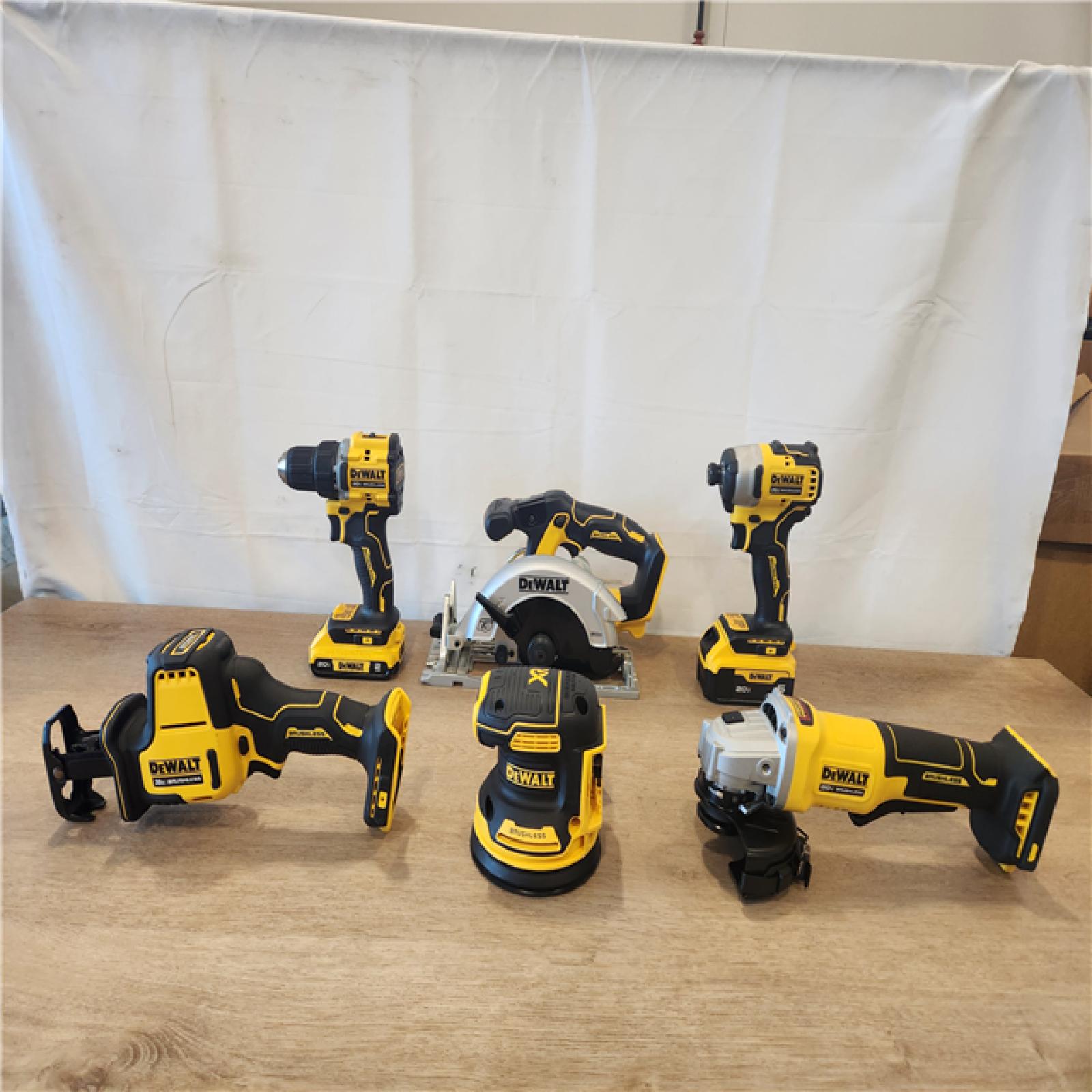 AS-IS- DEWALT 20V Lithium-Ion Cordless 6-Tool Combo Kit with 5.0 Ah and 2.0 Ah Batteries  Charger and Tough System 2.0 Rolling Toolbox
