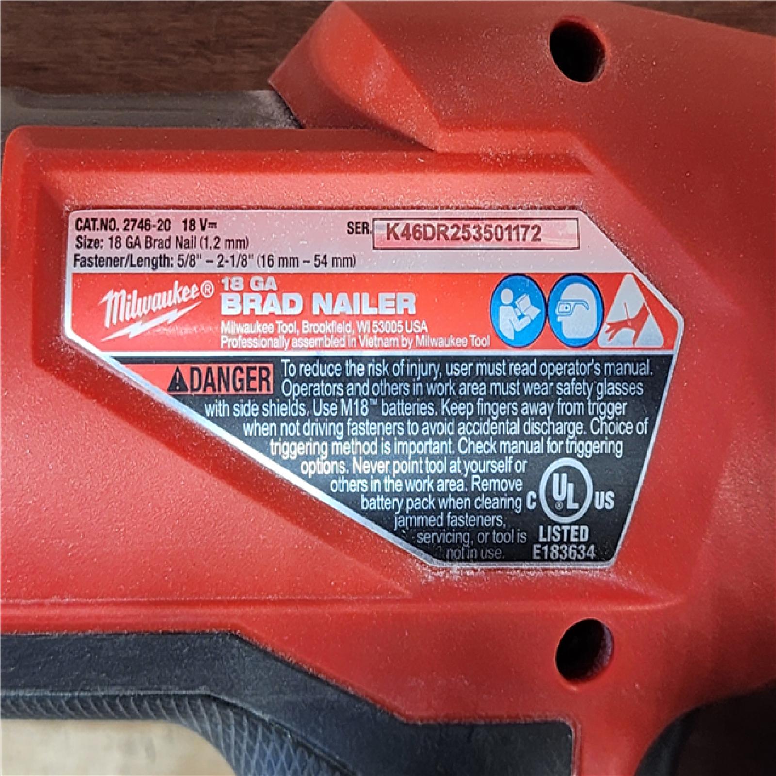 HOUSTON LOCATION - AS-IS Milwaukee  FUEL 18-Volt Lithium-Ion Brushless Cordless Gen II 18-Gauge Brad Nailer (Tool-Only)