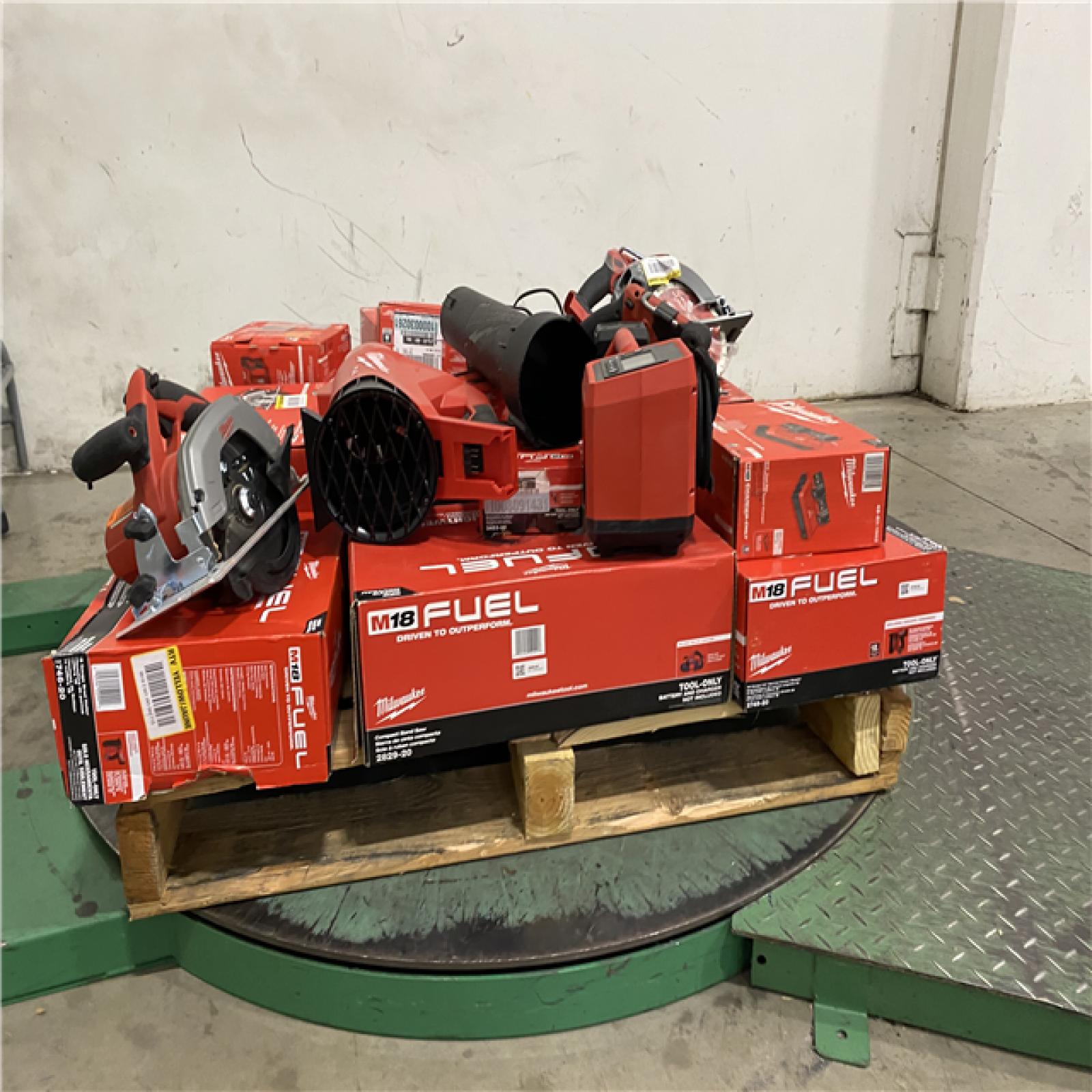 Dallas Location - As-Is MILWAUKEE Tool Pallet
