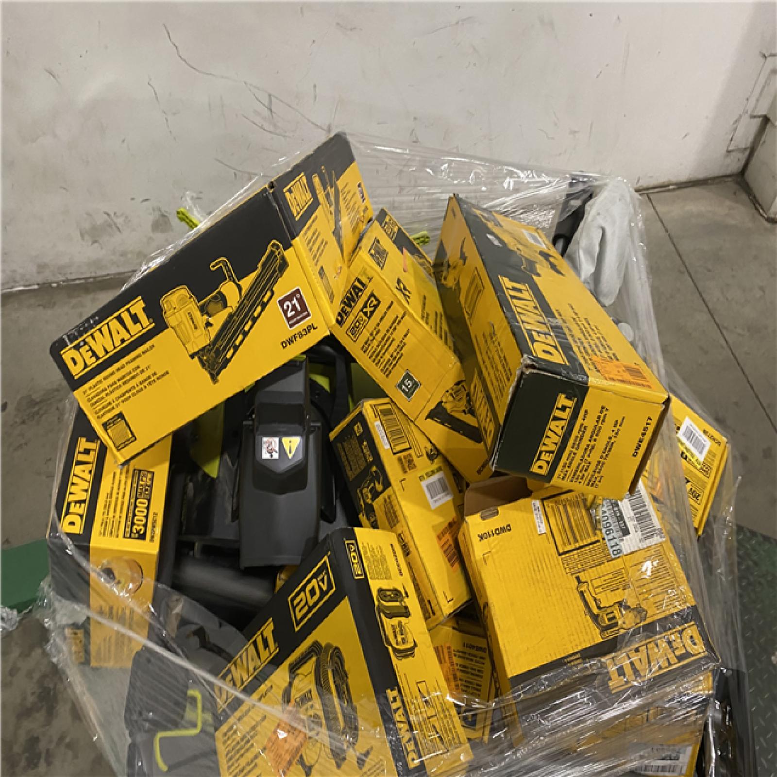 Dallas Location - As-Is Tool Pallet