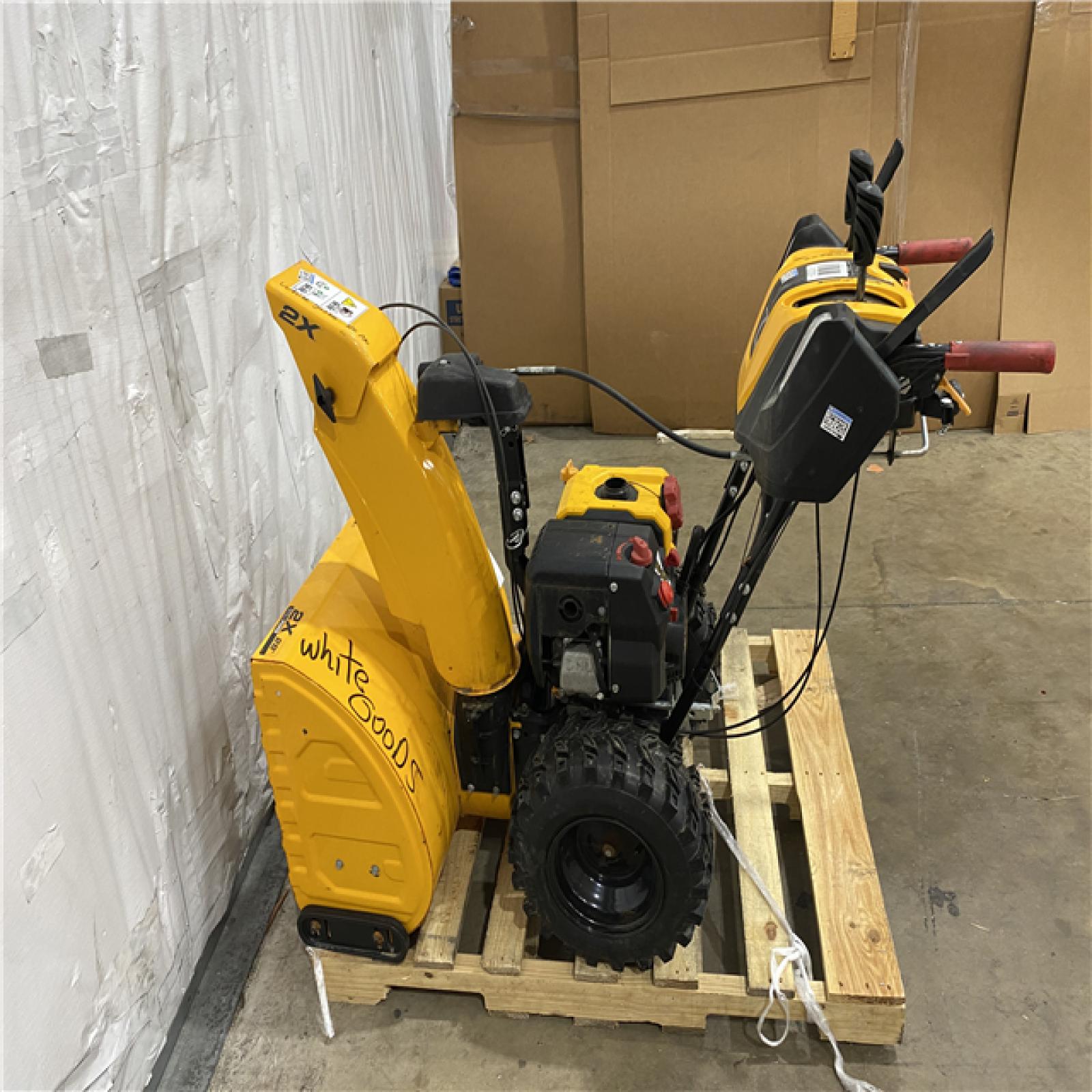 Houston Location AS IS - Cub Cadet 2X 28 in. Snowblower