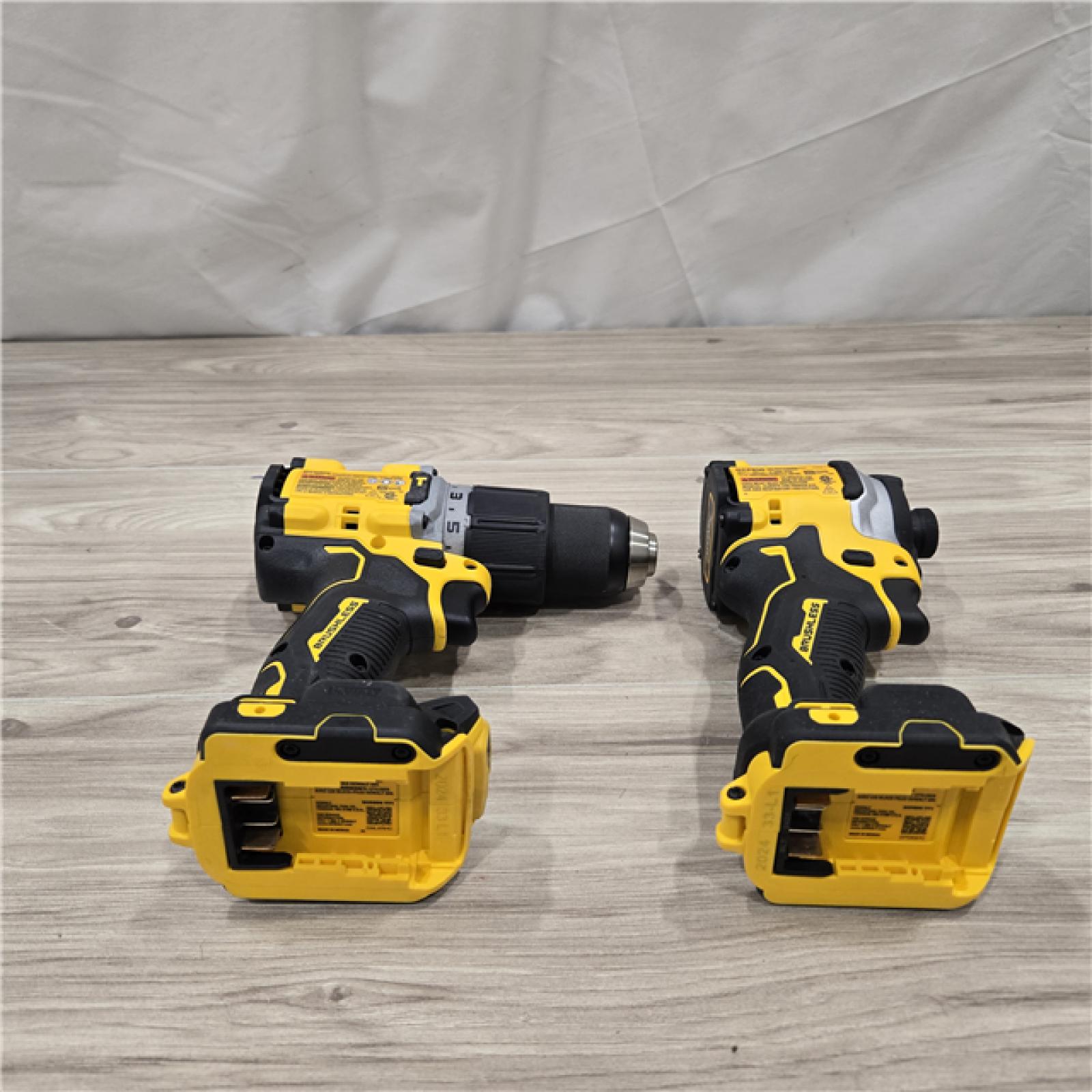 AS-IS DEWALT 20V MAX XR Hammer Drill/ Impact Driver Kit