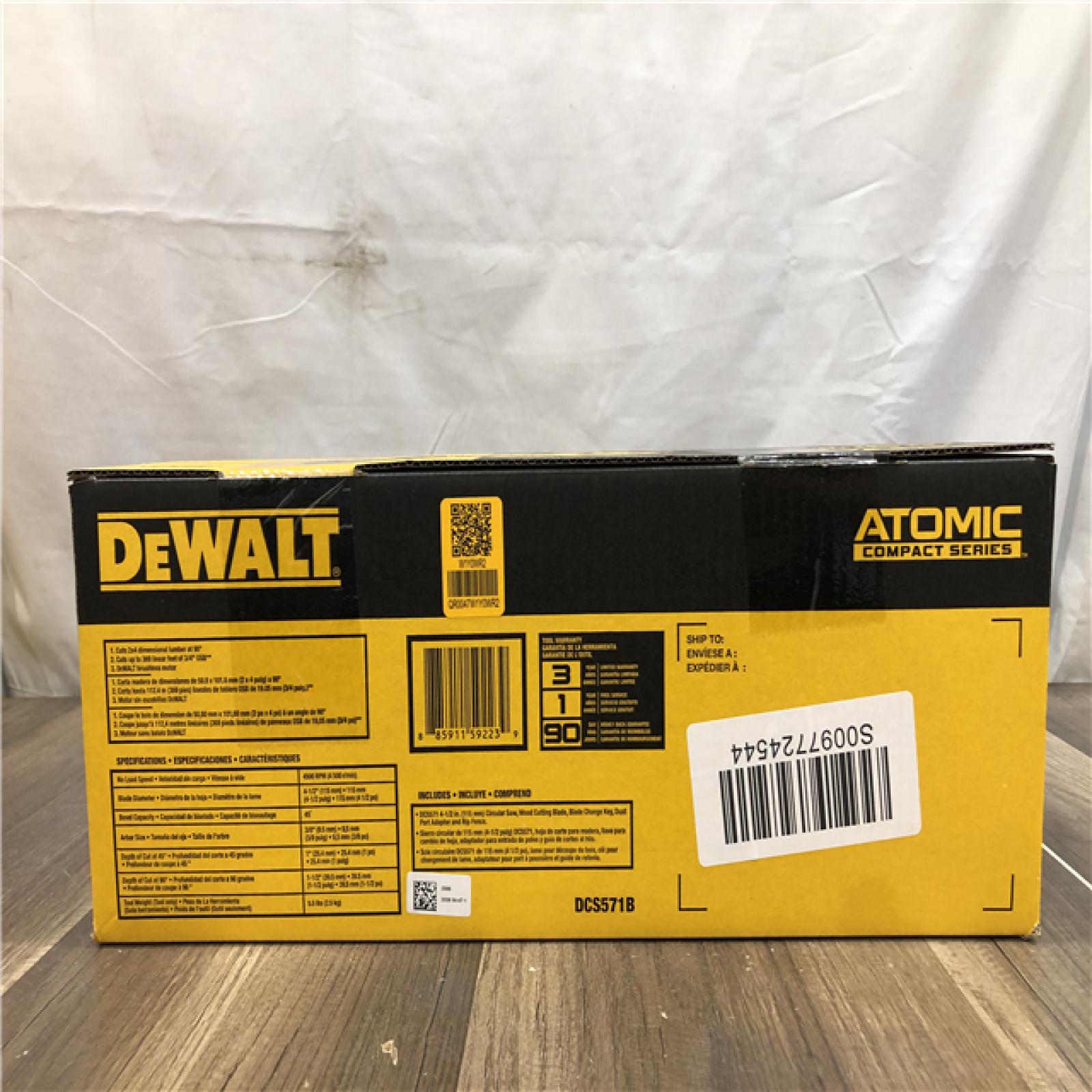NEW- DEWALT ATOMIC 20V MAX Cordless Brushless 4-1/2 in. Circular Saw (Tool Only)