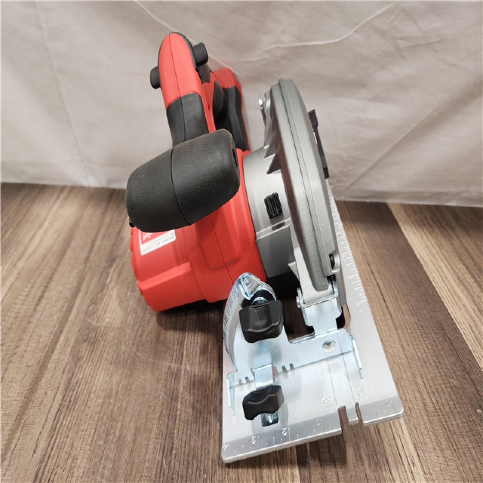 AS-IS- Milwaukee M18 Cordless 6-1/2 Circular Saw (Tool Only)