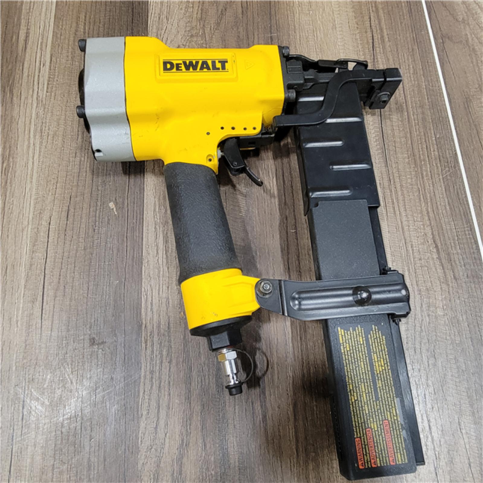 AS-IS DeWalt 16 Gauge 1 Crown 2 Lathing Stapler