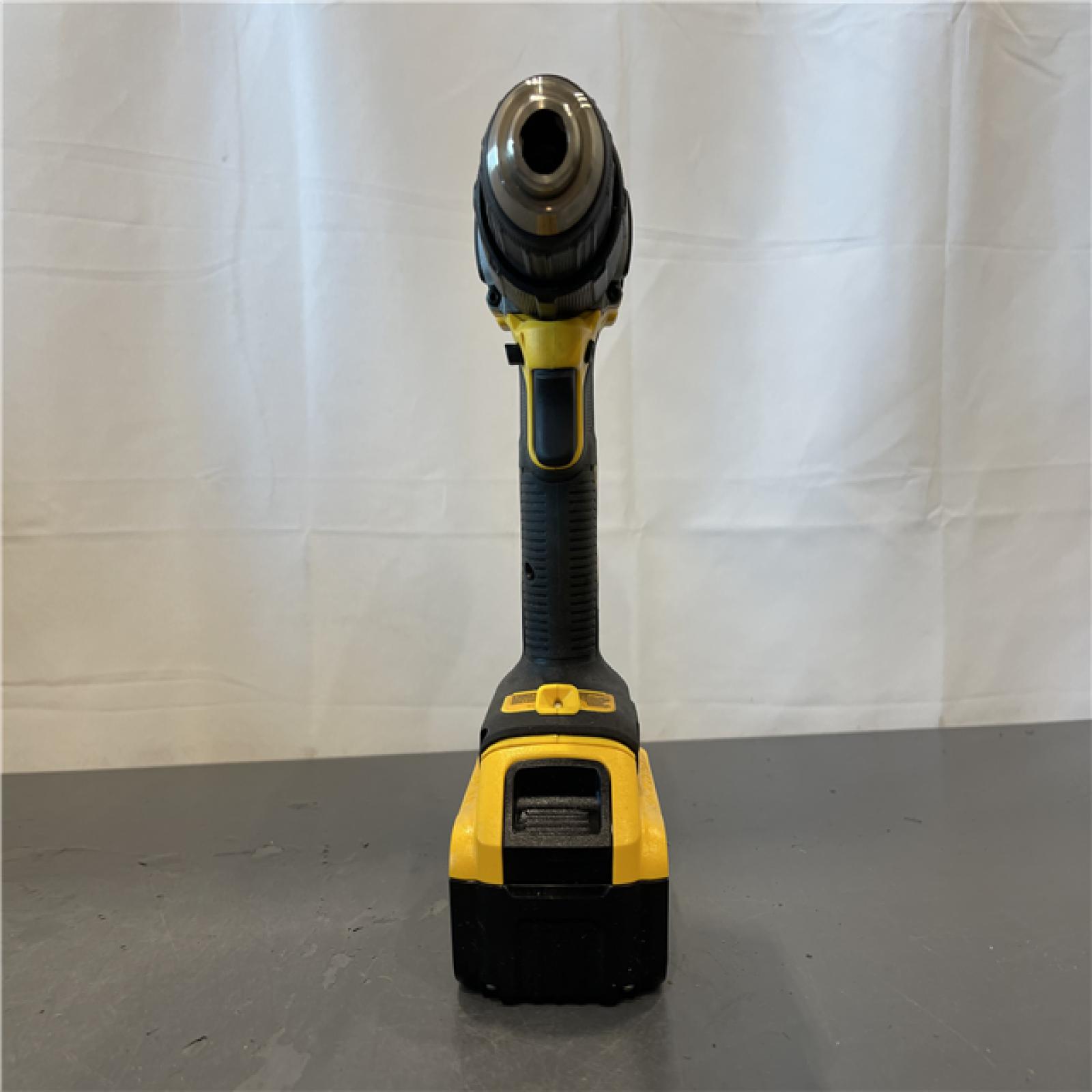 AS-IS - DEWALT ATOMIC 20V Lithium-Ion Cordless 1/2 in. Hammer Drill Kit