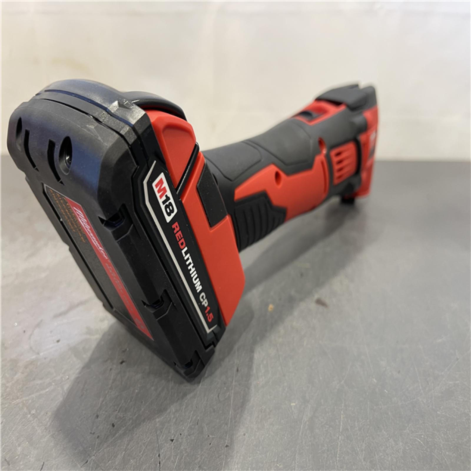AS-IS - Milwaukee M18 18V Lithium-Ion Cordless Oscillating Multi-Tool Kit