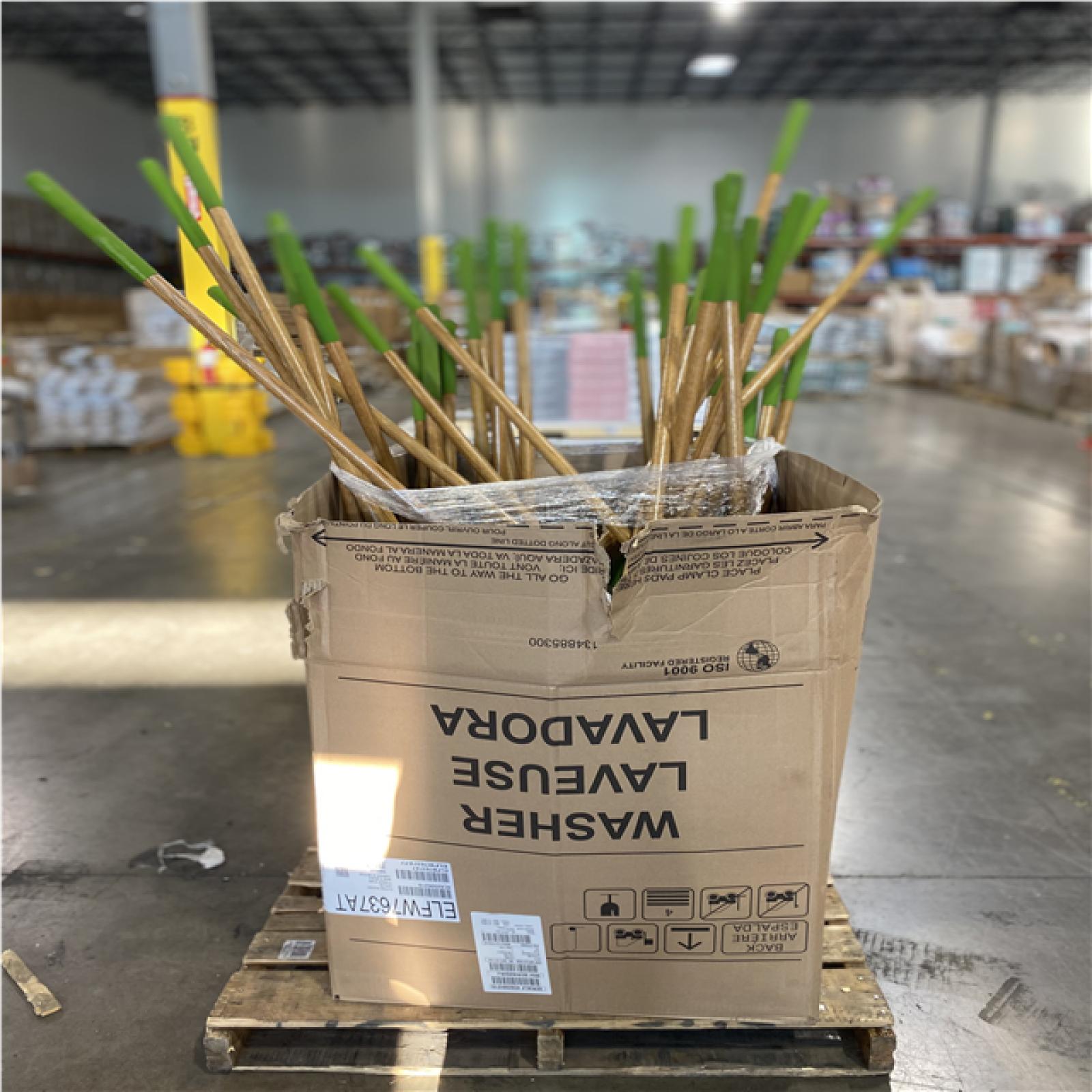 DALLAS LOCATION- AS-IS AMES 54 in. Hardwood Handle 19-Tine Adjustable Thatch Rake PALLET (36 UNITS)