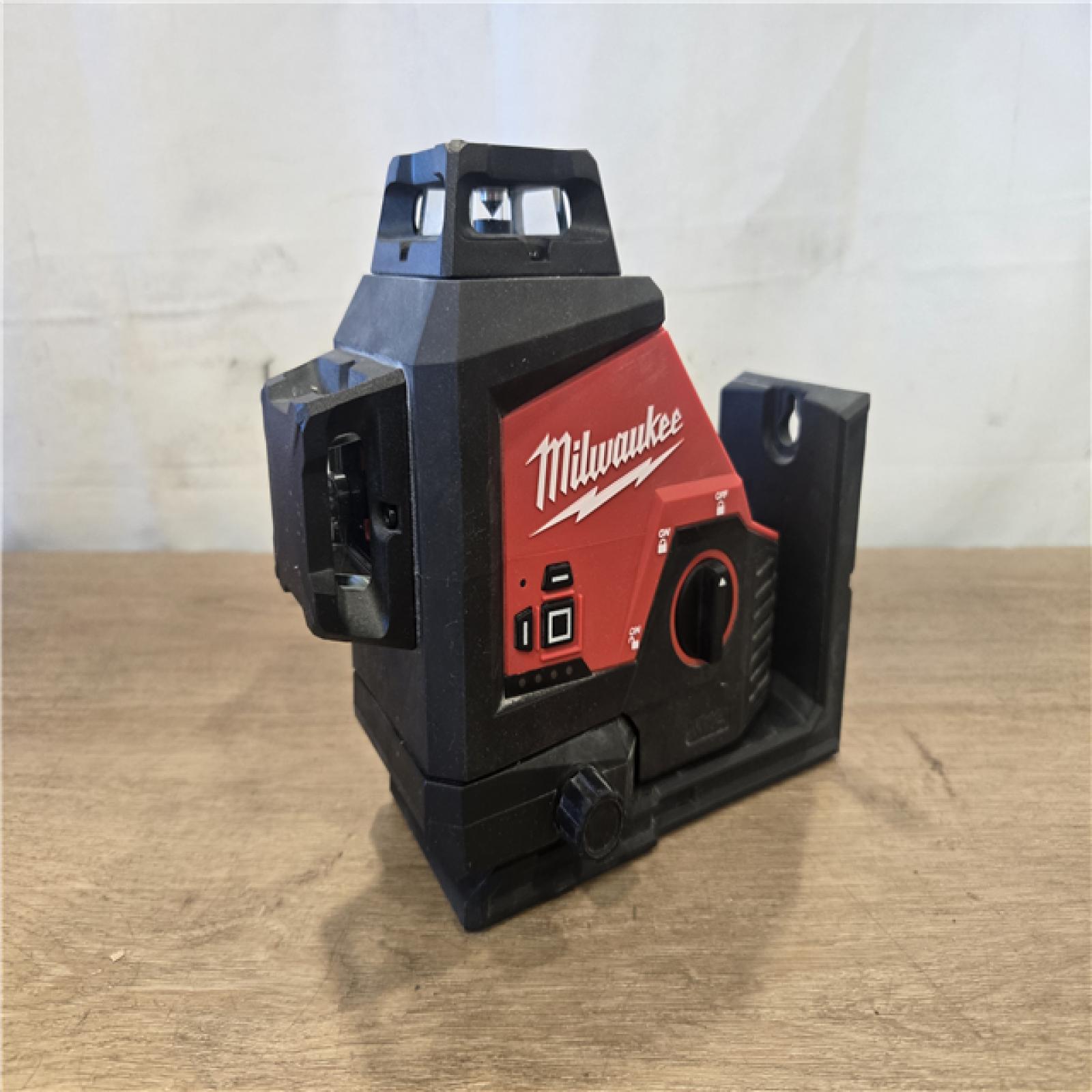 AS-IS Milwaukee 12V Cordless Green 250 ft. 3-Plane Laser Level Kit