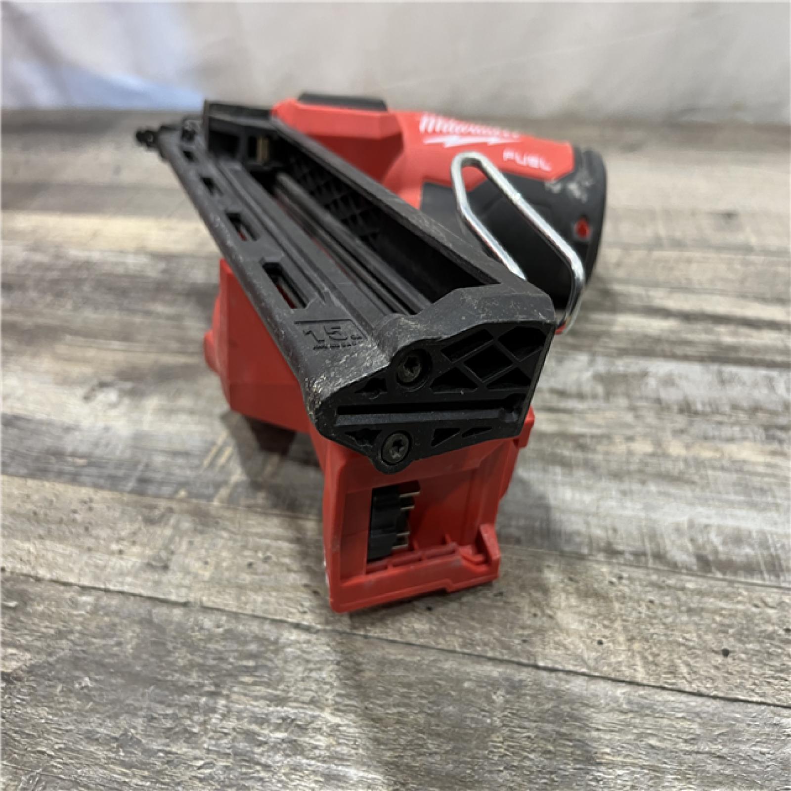 AS-IS Milwaukee FUEL 18-Volt Lithium-Ion Brushless Cordless Gen II 15-Gauge Angled Finish Nailer (Tool-Only)