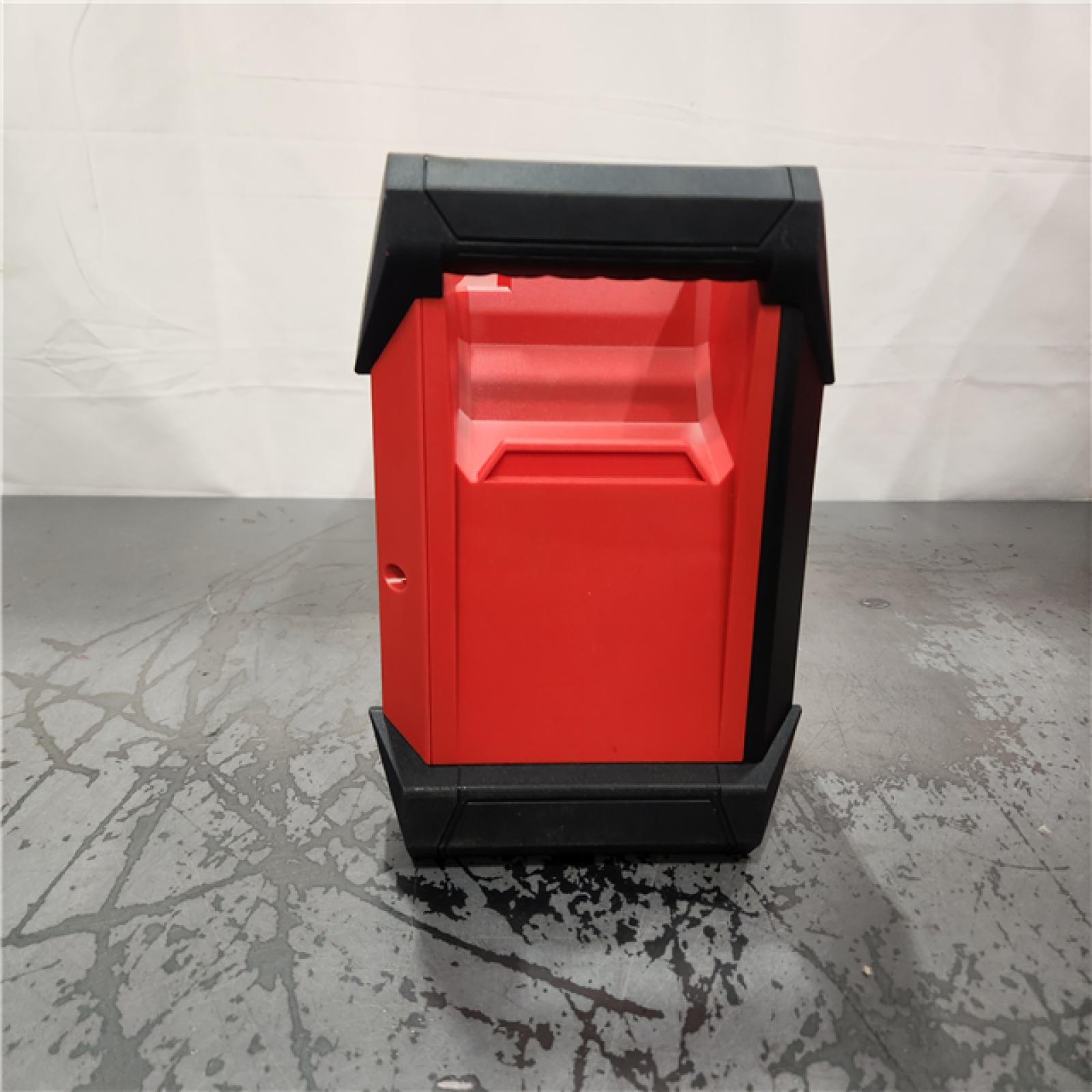 AS-IS- Milwaukee 2952-20 M18 18V Bluetooth Jobsite Radio