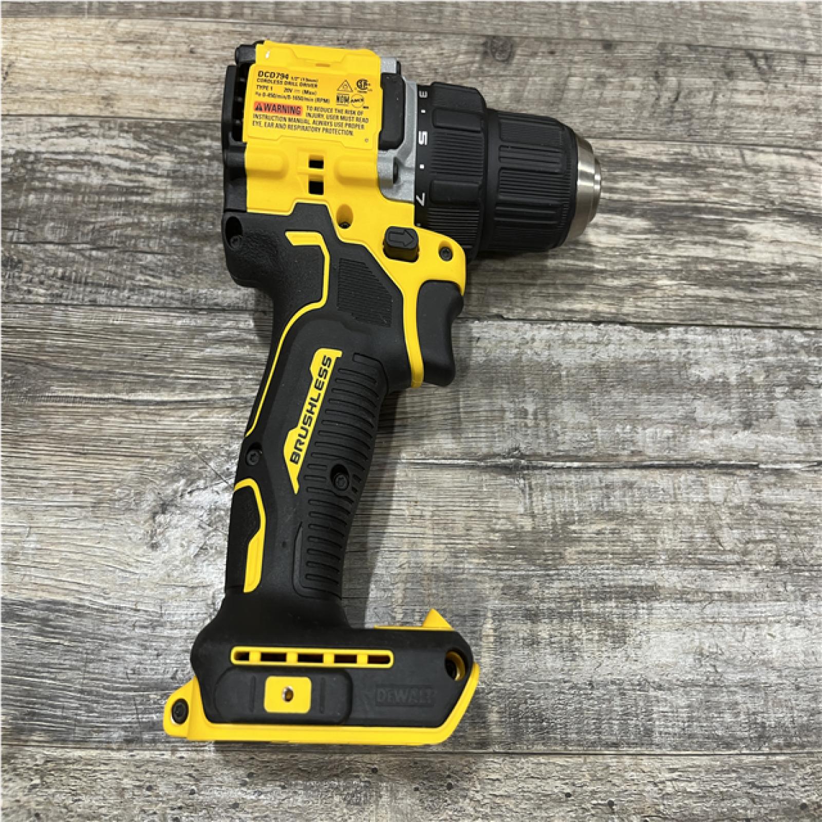 AS-IS DEWALT Atomic 20V Lithium-Ion Cordless Compact 1/2 in. Drill/Driver Kit