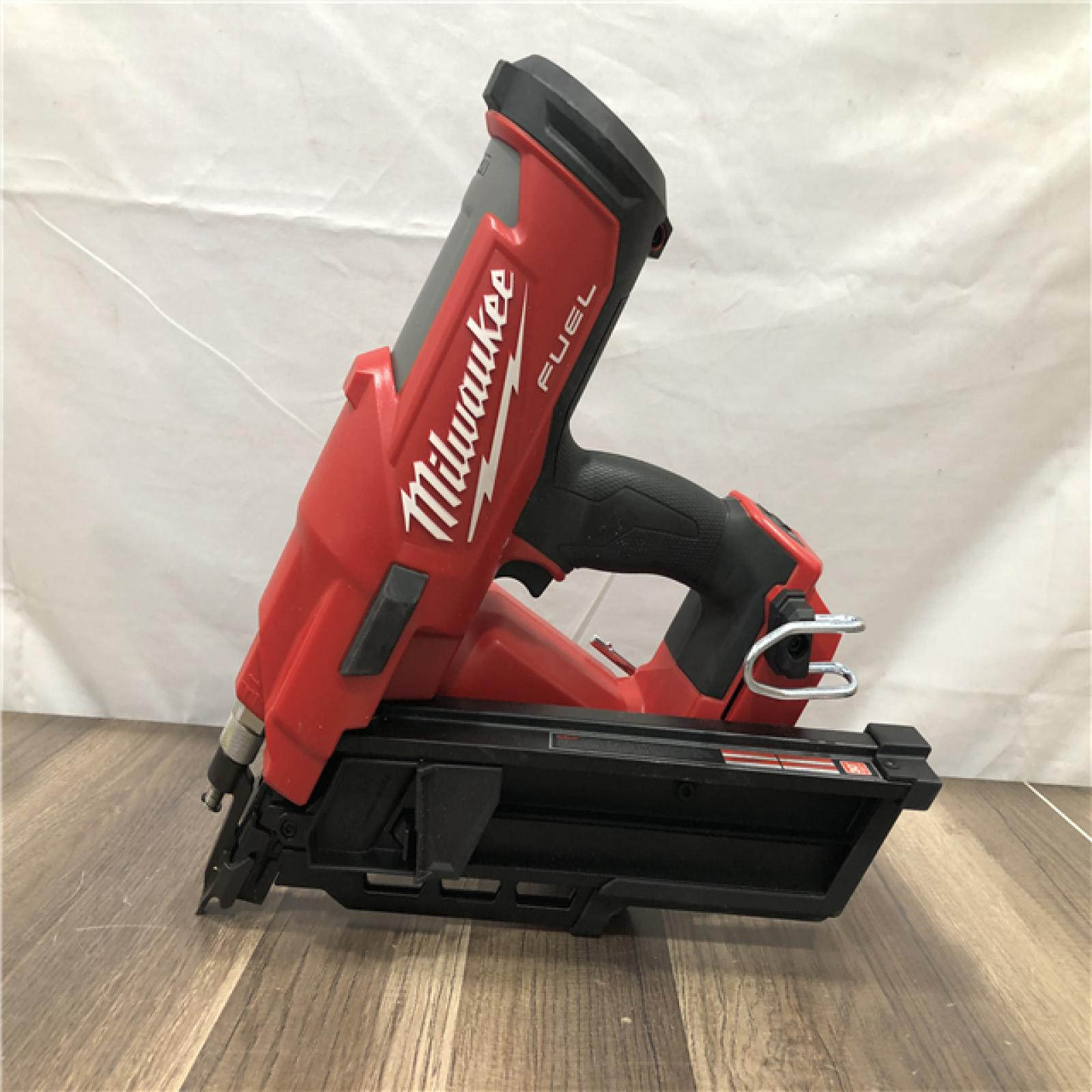 AS-IS Milwaukee FUEL 3-1/2 in. 18-Volt 30-Degree Lithium-Ion Brushless Cordless Framing Nailer (Tool-Only)