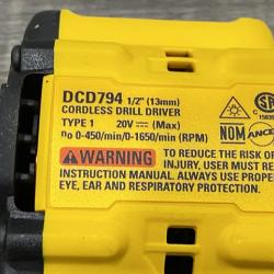 AS-IS DEWALT Atomic 20V Lithium-Ion Cordless Compact 1/2 in. Drill/Driver Kit