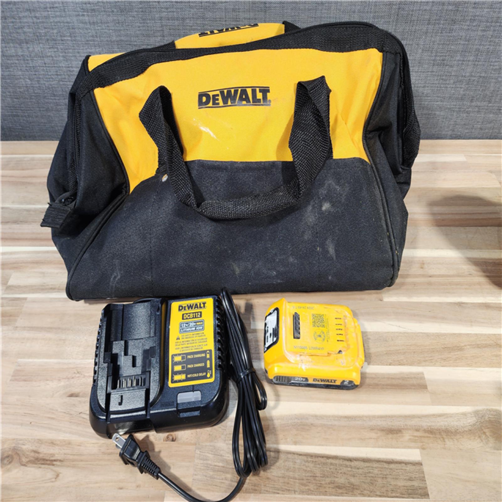 HOUSTON LOCATION - AS-IS DEWALT 20V MAX XR 15 Ga. Cordless 34 Deg Nailer 20 V