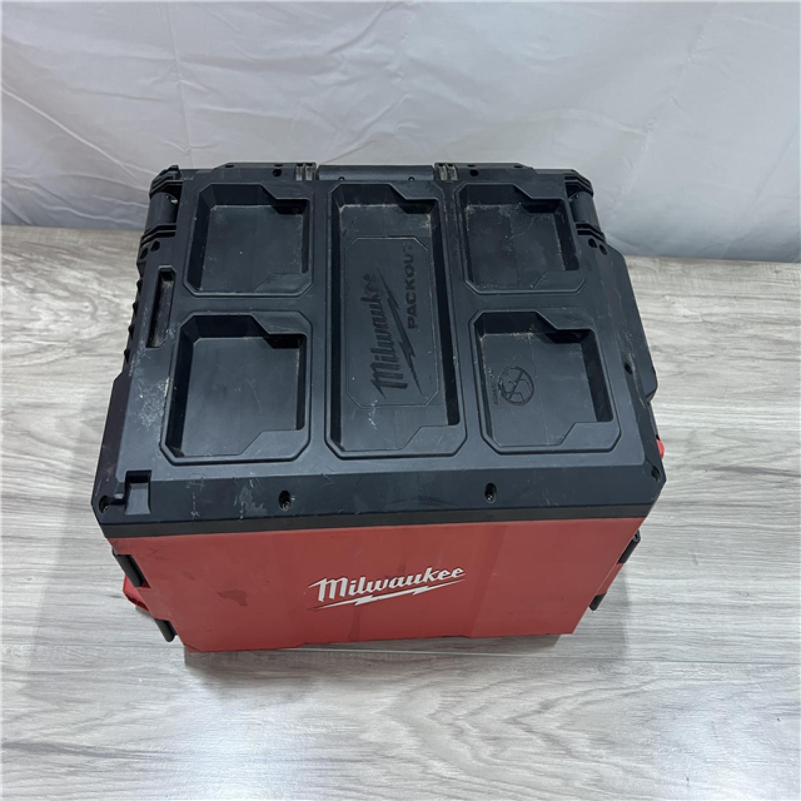 AS-IS Milwaukee M18 PACKOUT Light/Charger 2357-20
