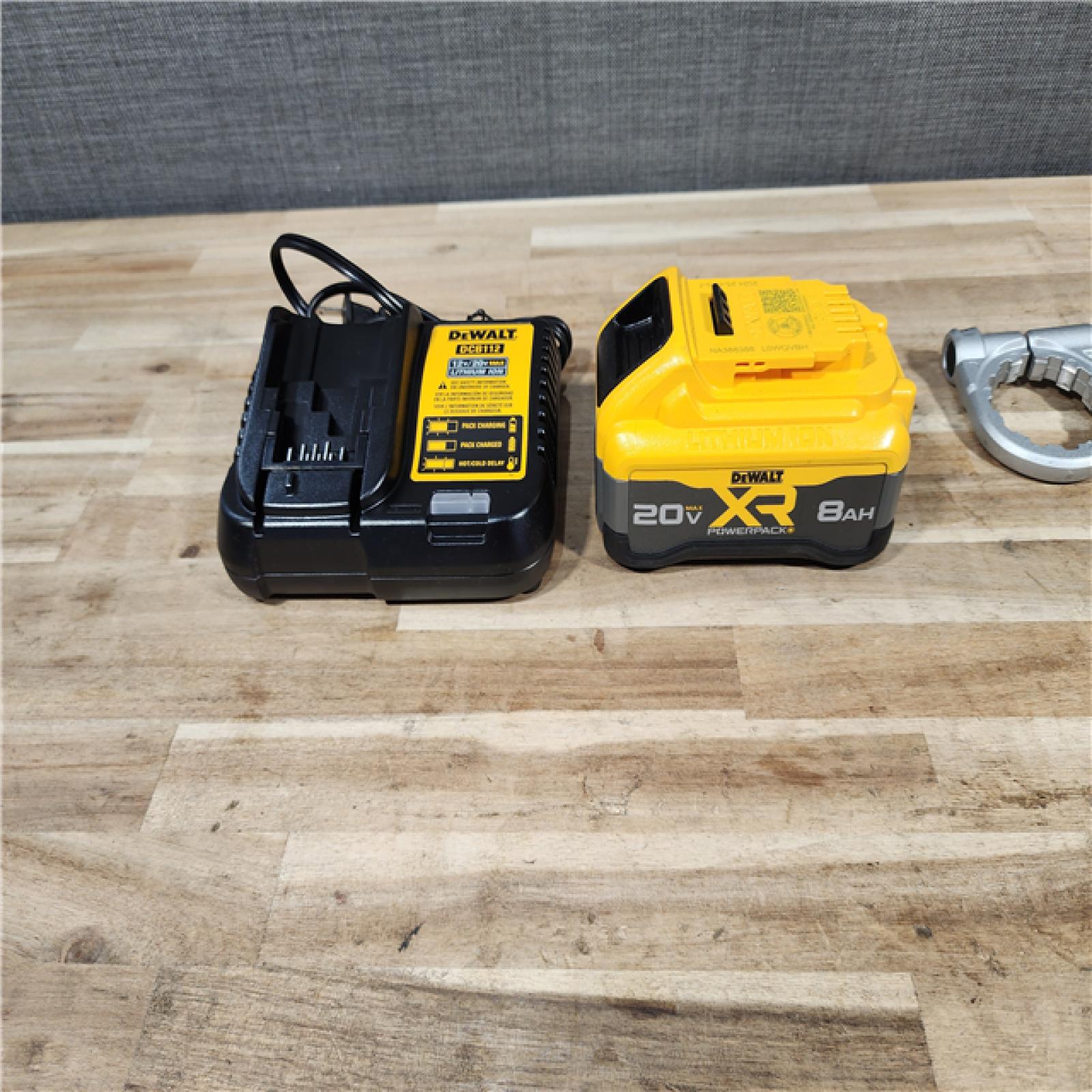HOUSTON LOCATION - AS-IS DeWalt 20V MAX XR 1/2 in. Brushless Cordless Hammer Drill Kit (Battery & Charger)