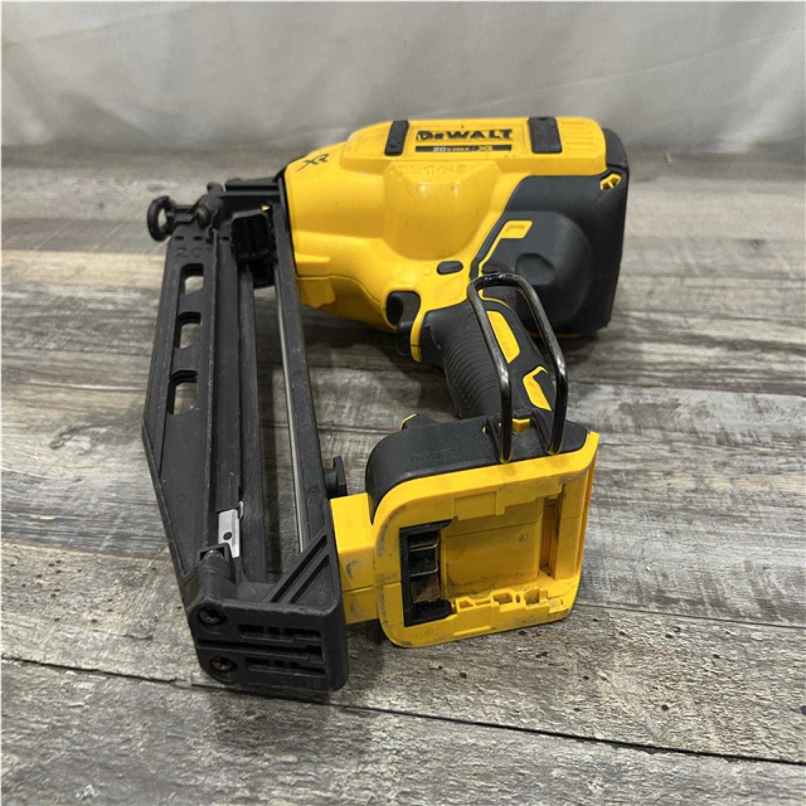 AS-IS DEWALT 20V MAX XR Lithium-Ion Electric Cordless 16-Gauge Angled Finishing Nailer (Tool Only)