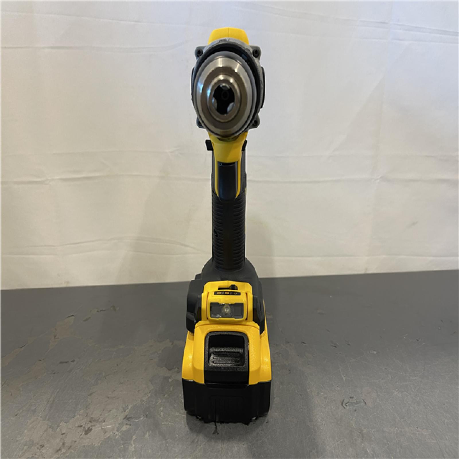 AS-IS - DEWALT 20V MAX XR Brushless Cordless 1/2 Drill/Driver Kit
