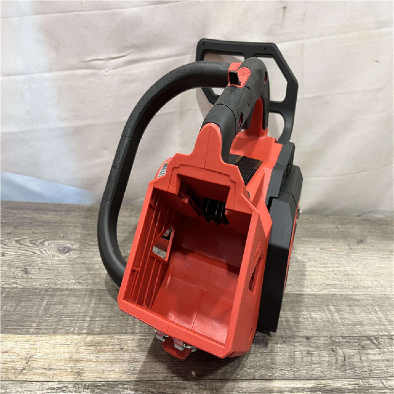 AS-IS Milwaukee FUEL 14 in. 18V Lithium-Ion Brushless Cordless Battery Top Handle Chainsaw (Tool Only)