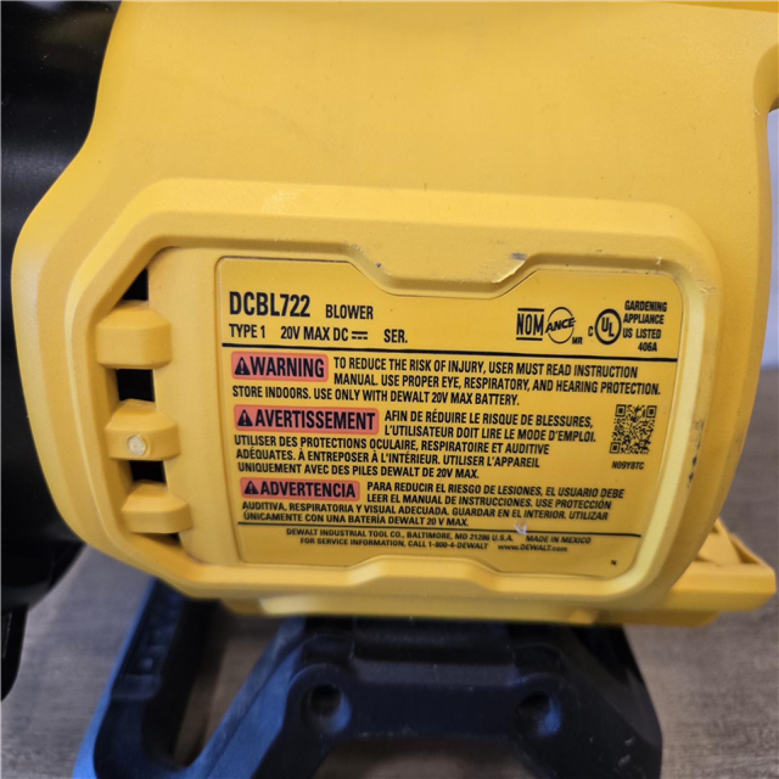 AS-IS DEWALT 20V MAX* XR Cordless Handheld Blower Kit