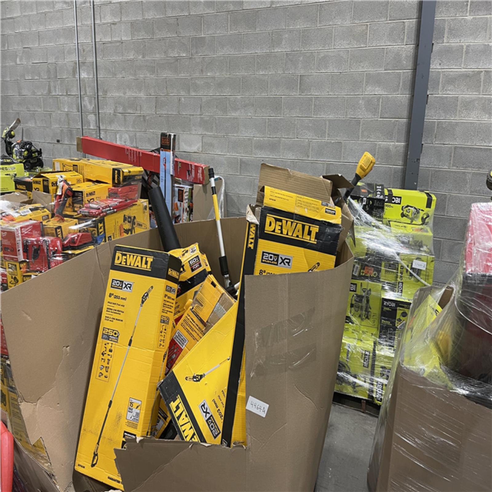 Pittston Location As-Is Power Tools Partial Truckload (10 pallets) 4464-A