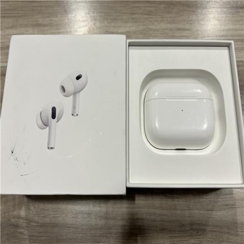AirPods Pro (2nd Generation) with MagSafe Case