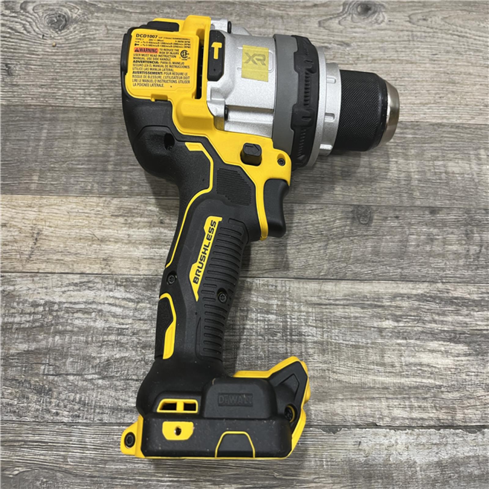 AS-IS DEWALT 20V XR Lithium-Ion Cordless Hammer Drill Kit