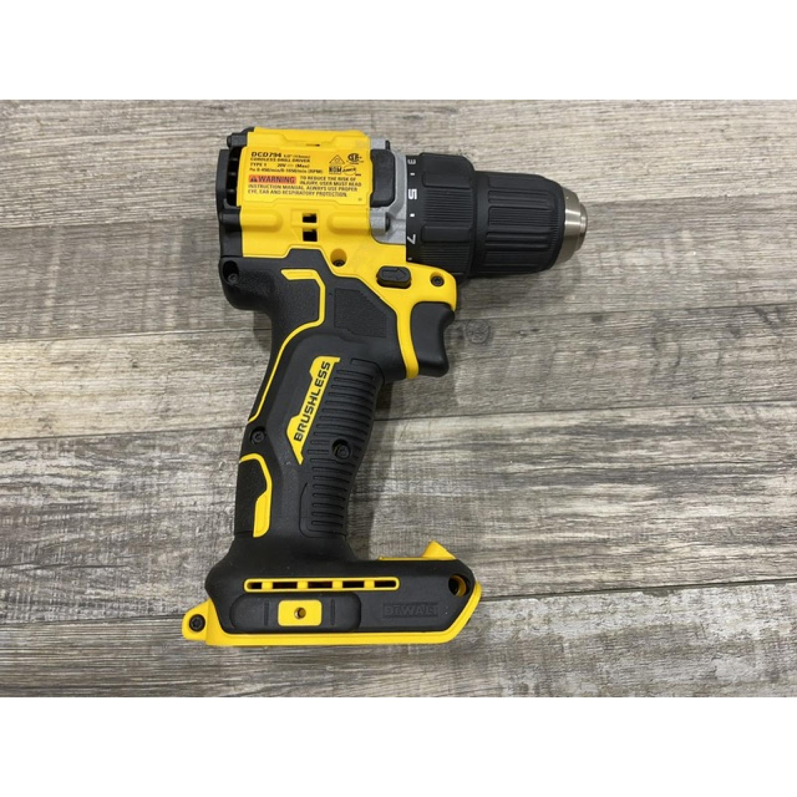AS-IS DEWALT Atomic 20V Lithium-Ion Cordless Compact 1/2 in. Drill/Driver Kit