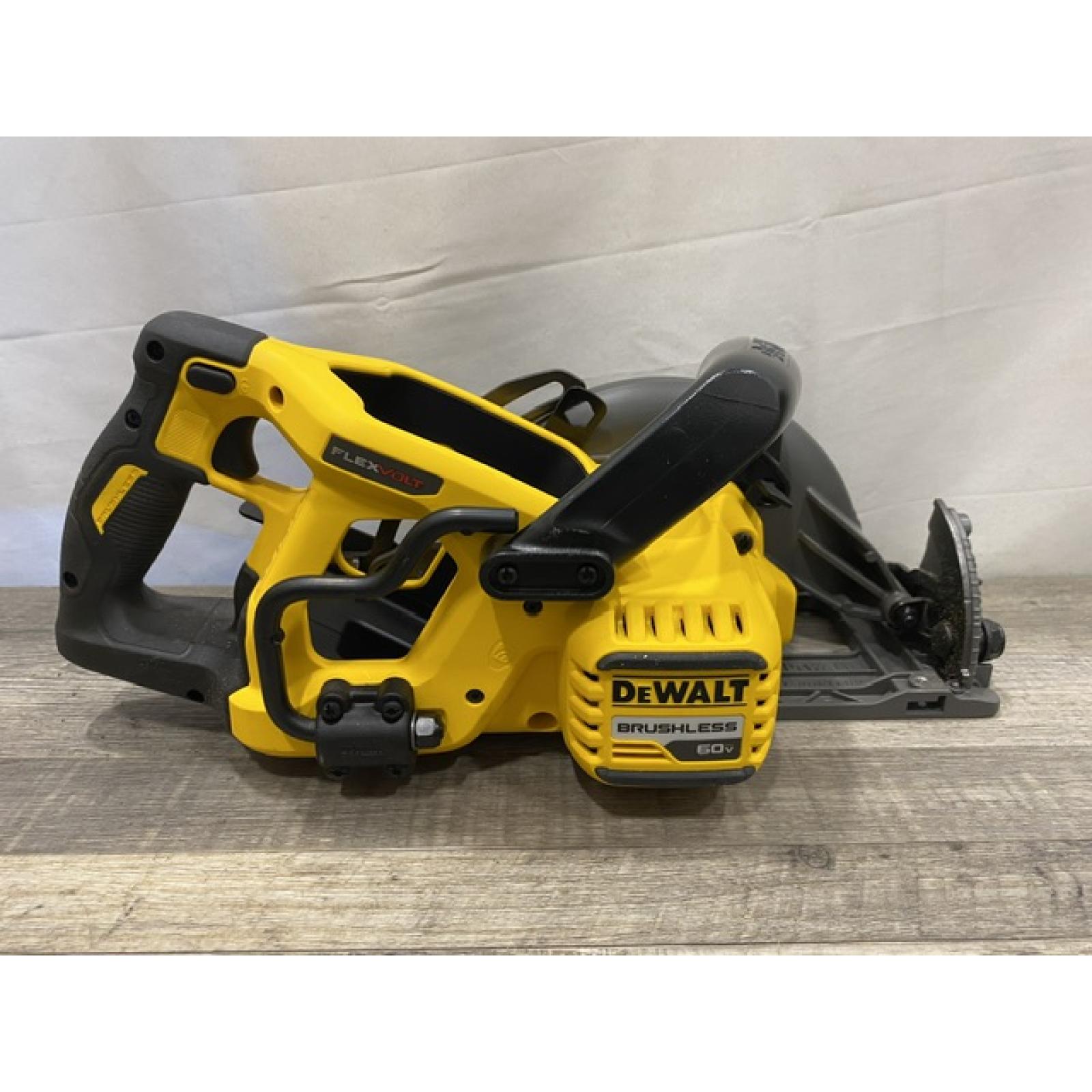 AS-IS DEWALT FLEXVOLT 60V MAX Cordless Brushless 7-1/4 in. Wormdrive Style Circular Saw (Tool Only)