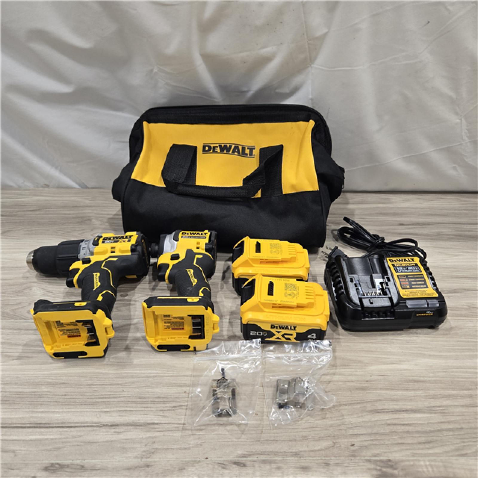 AS-IS DEWALT 20V MAX XR Hammer Drill/ Impact Driver Kit