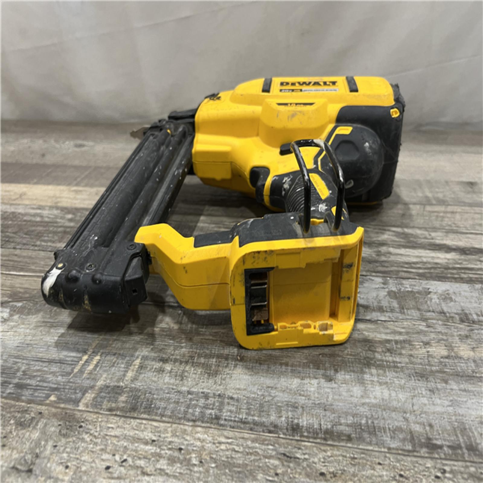 AS-IS DEWALT 20V MAX XR Lithium-Ion Electric Cordless 18-Gauge Brad Nailer (Tool Only)