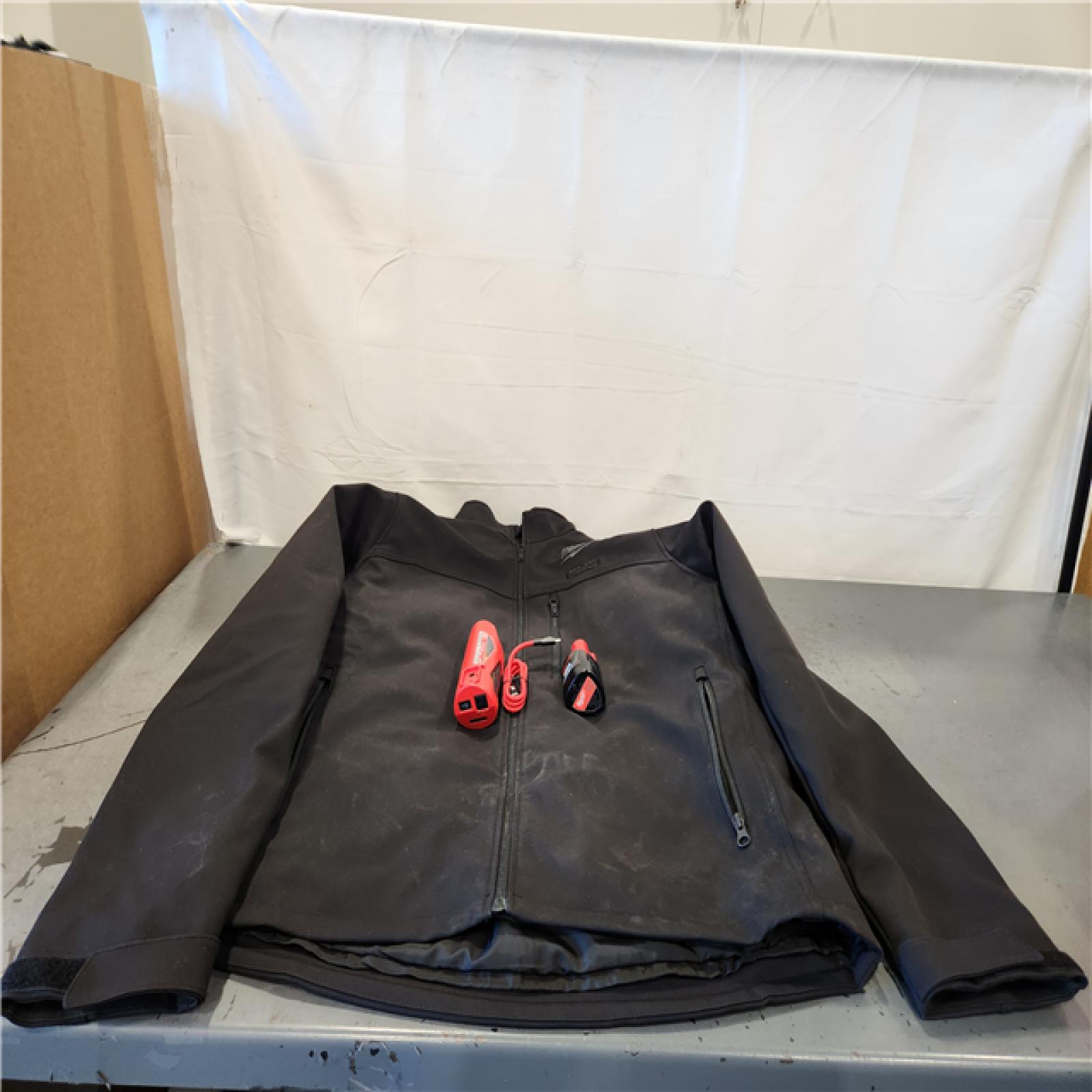 AS-IS- Women's Small M12 12-Volt Lithium-Ion Cordless AXIS Black Heated Quilted Jacket Kit with (1) 3.0 Ah Battery and Charger