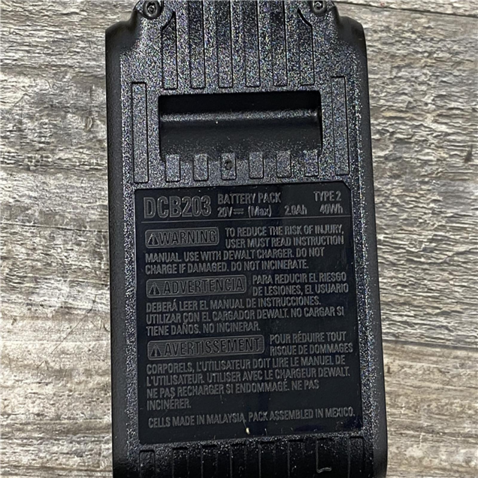 AS-IS DEWALT ATOMIC 20V MAX Lithium Ion Cordless 23 Gauge Pin Nailer Kit