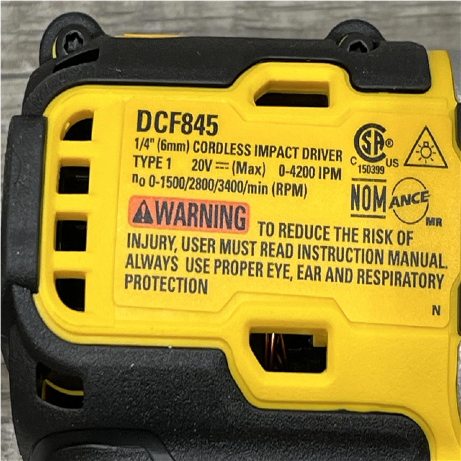 AS-IS DEWALT 20V XR Lithium-Ion Cordless Brushless 1/2 in. Drill/Driver Kit