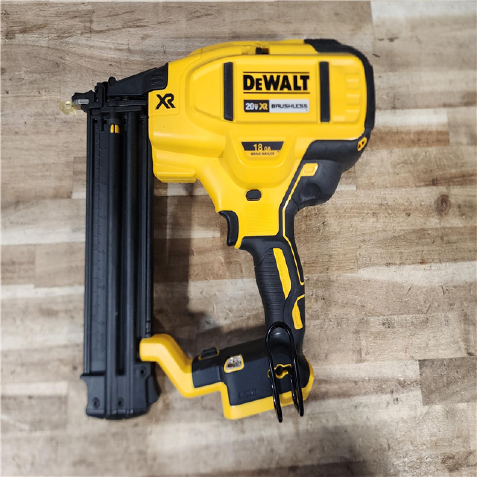 HOUSTON LOCATION - AS-IS DEWALT 20V MAX XR Lithium-Ion Electric Cordless 18-Gauge Brad Nailer (Tool Only)