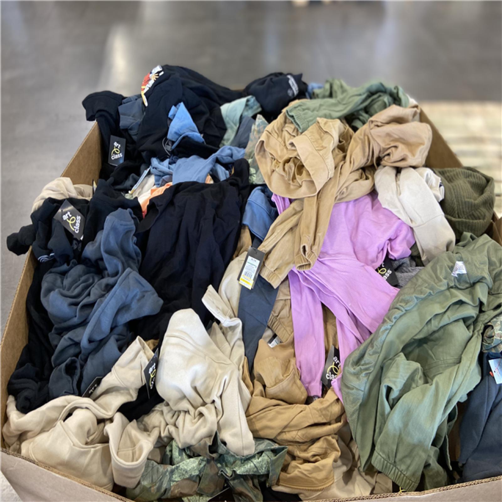 DALLAS LOCATION - BULLSEYE CLOTHING, HOME GOODS PALLET