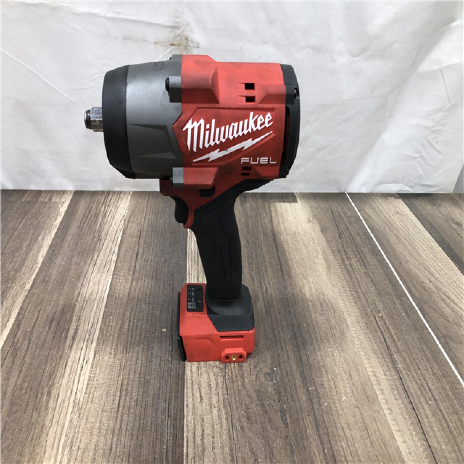 AS-IS Milwaukee FUEL 18V Lithium-Ion Brushless Cordless 1/2 in. Impact Wrench w/Friction Ring Kit