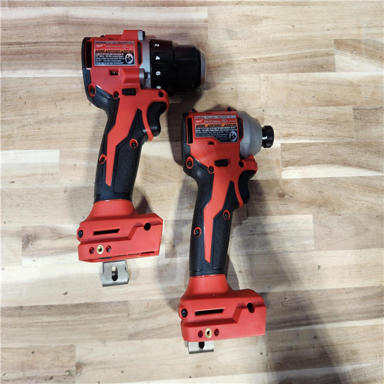 HOUSTON LOCATION - AS-IS Milwaukee 18V Lithium-Ion Brushless Cordless Compact Drill/Impact Combo Kit