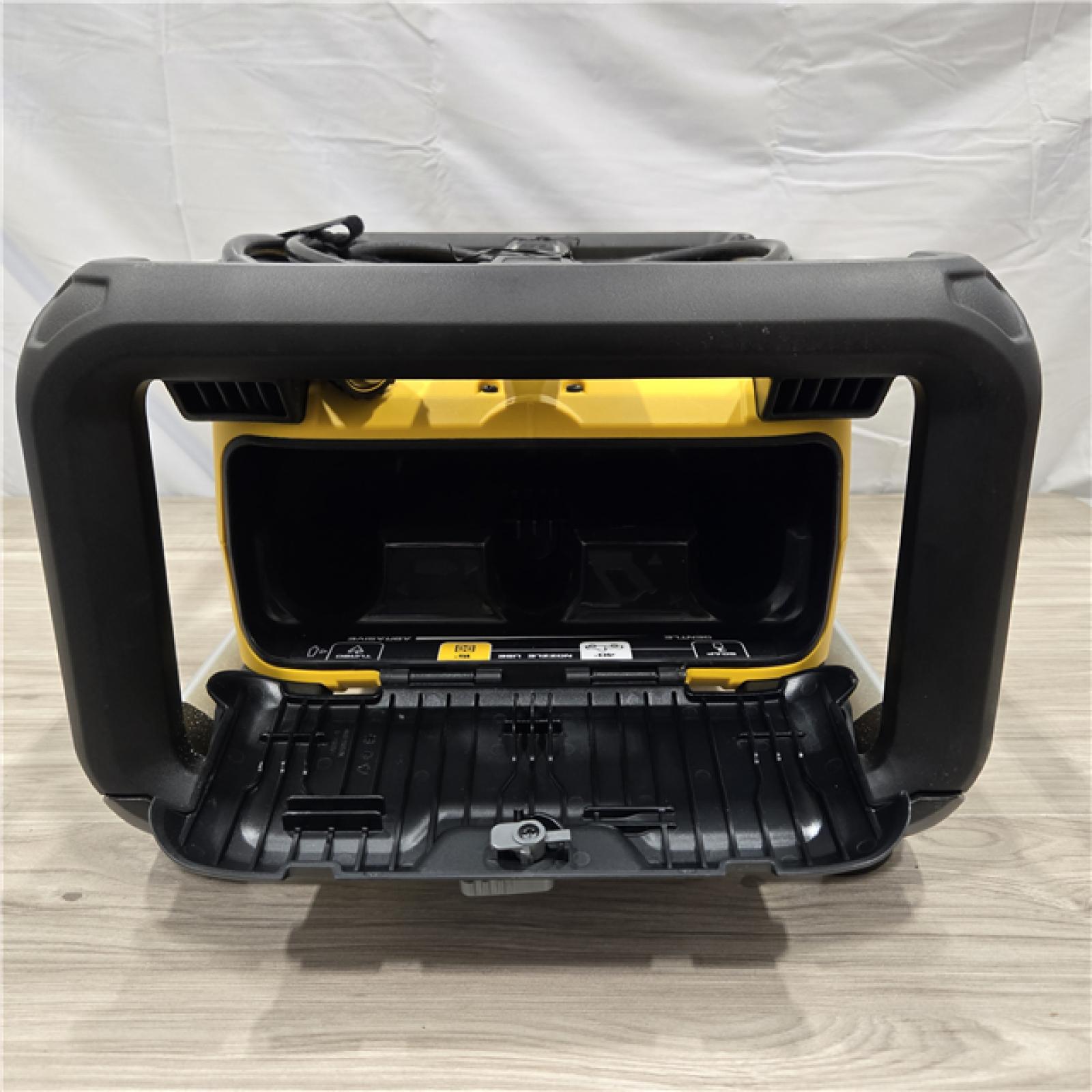 AS-IS DEWALT Electric Pressure Washer  2100 PSI Jobsite Power Washer DWPW2100