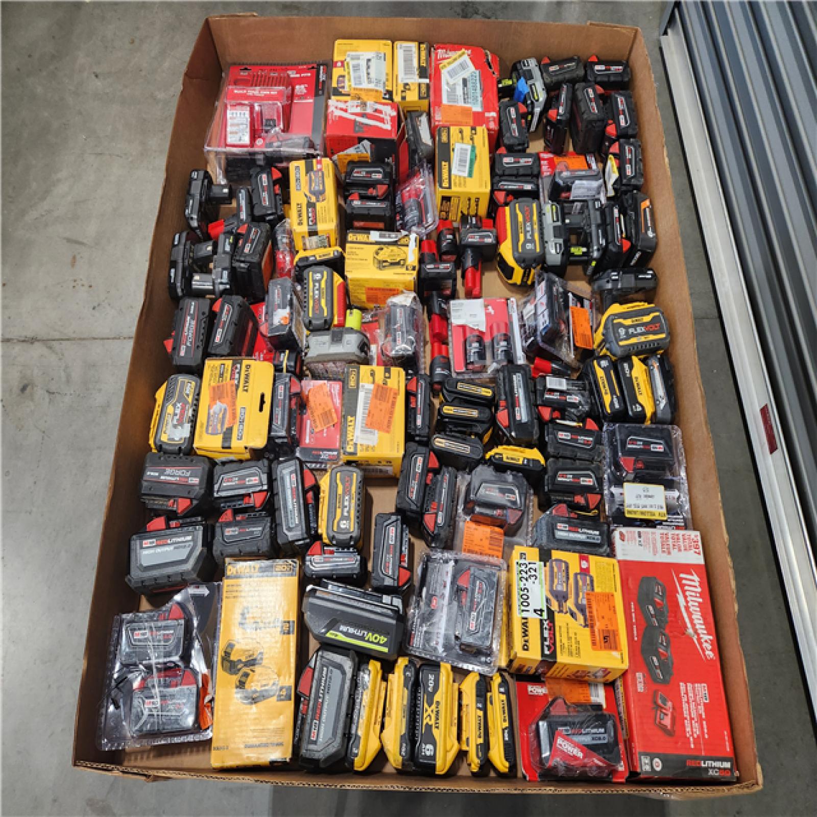 DALLAS LOCATION - AS-IS BATTERY PALLET