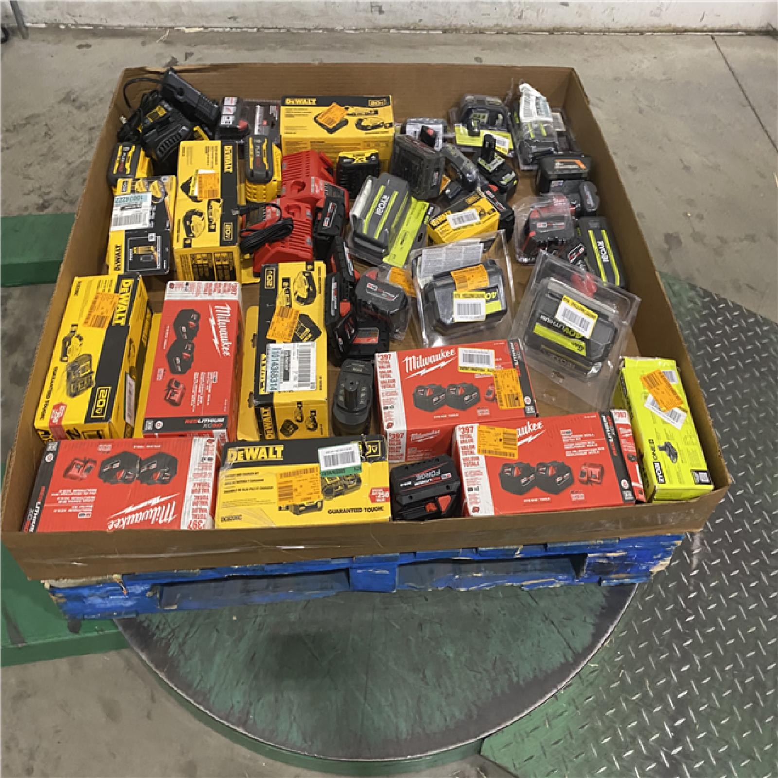 Dallas Location - As-Is Battery Tool Pallet