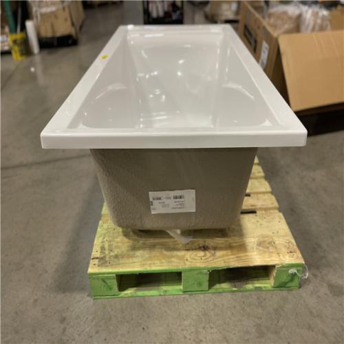 DALLAS LOCATION- American Standard EverClean 60 in. x 36 in. Rectangular Soaking Bathtub